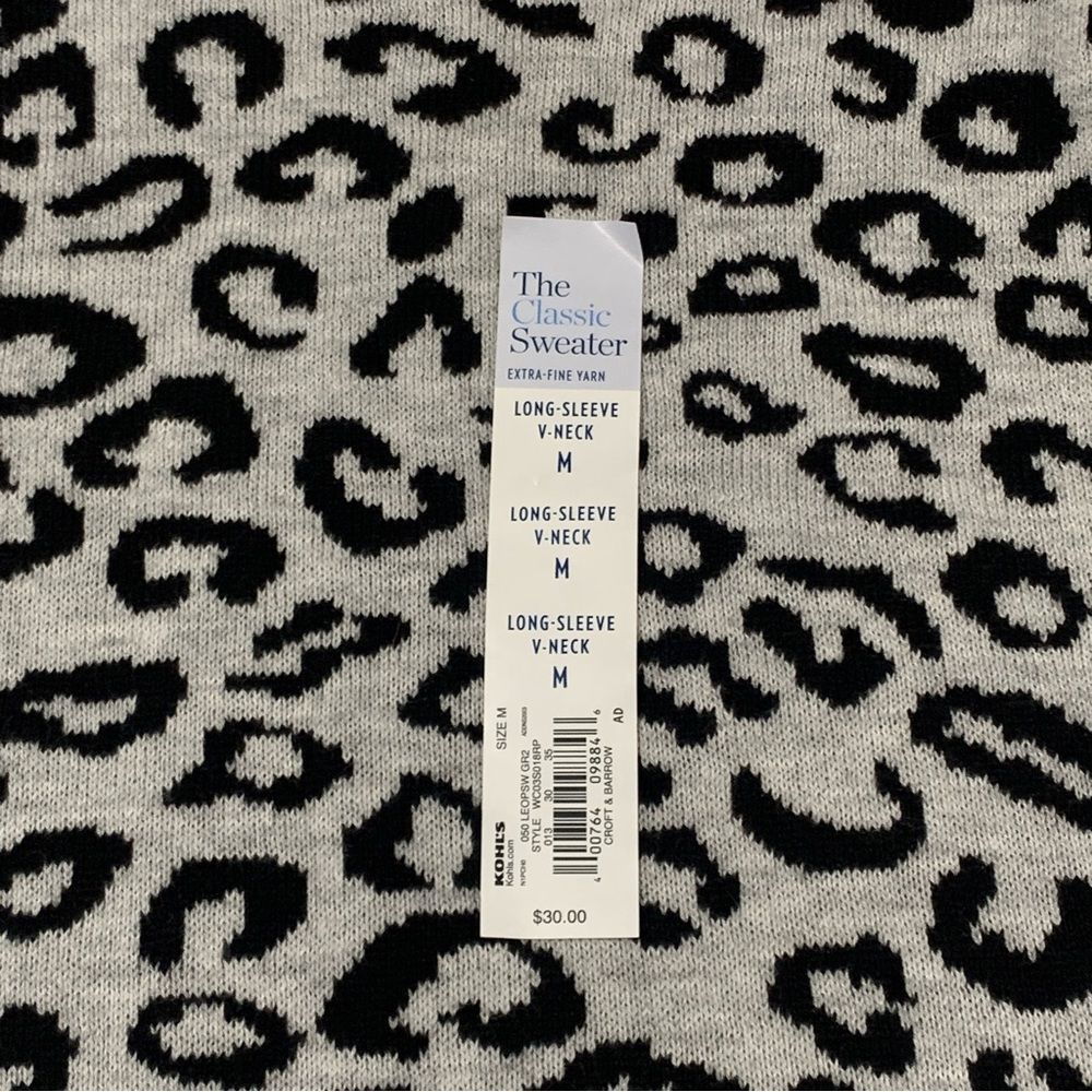 Croft & Barrow Leopard Print Sweater Gray Size Medium Womens Animal Print V-Neck - Picture 10 of 12